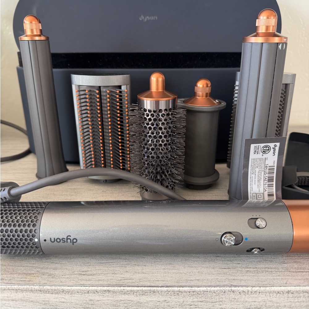 Dyson Airwrap Multi Styler Hair Styling Set with Copper and Gray - Barely used